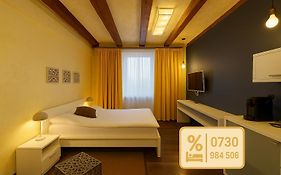 Vendi Grand Square Residence